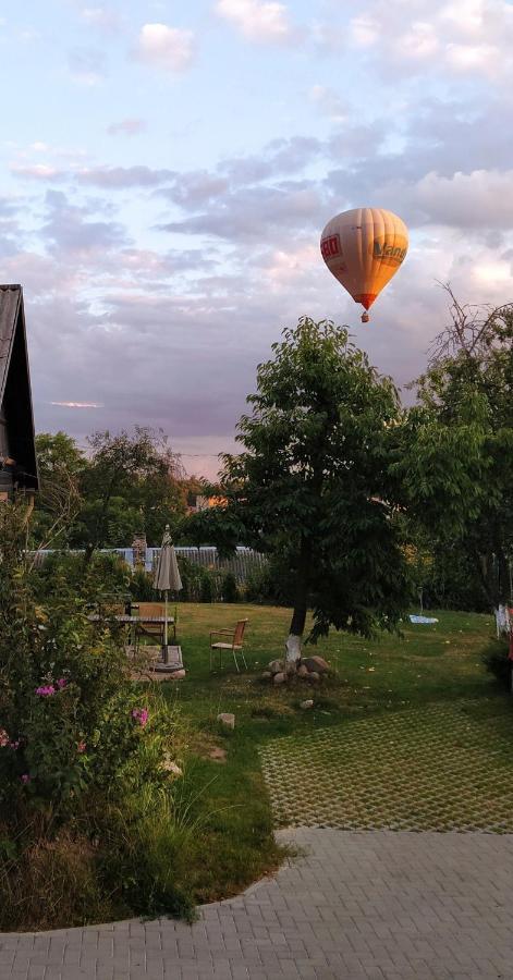 Hillside View House With Garden, Private Parking, Quiet Location - 12 Min To Old Town Anytime, Long Stays Welcome Vilna Exterior foto